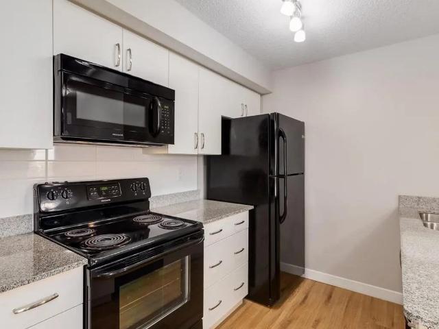 Apartment for rent in Wedgewood, Alberta
