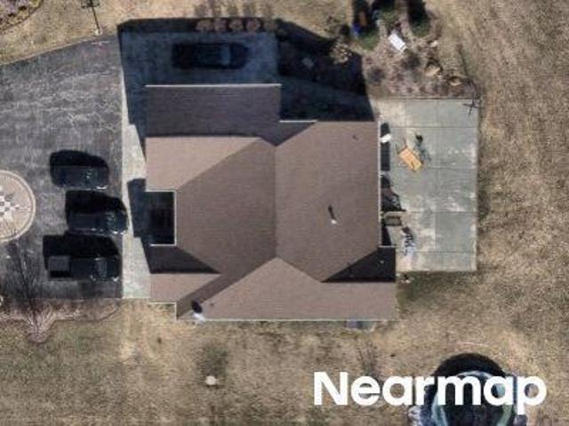 House for sale in Mchenry, Illinois