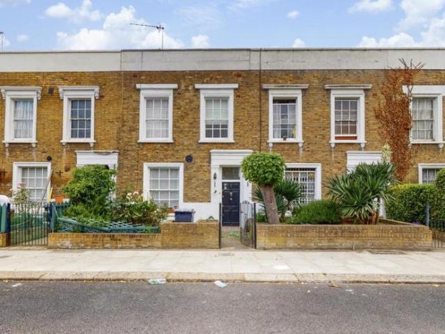 House for rent in Chalk Farm, Greater London