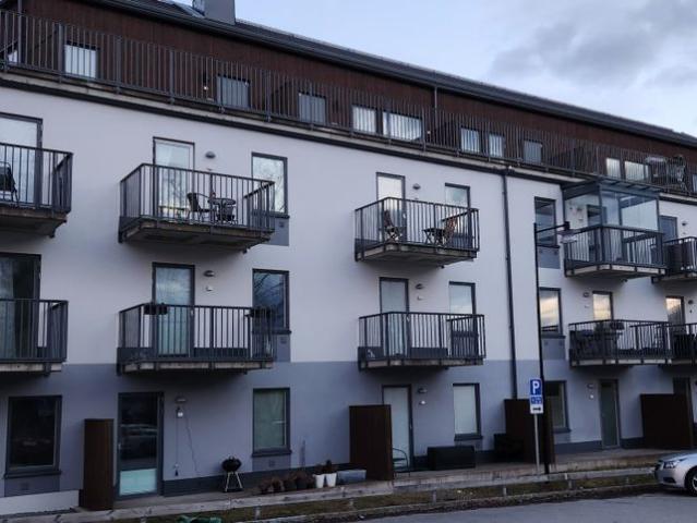 Lägenhet hyra i Bro, Stockholm