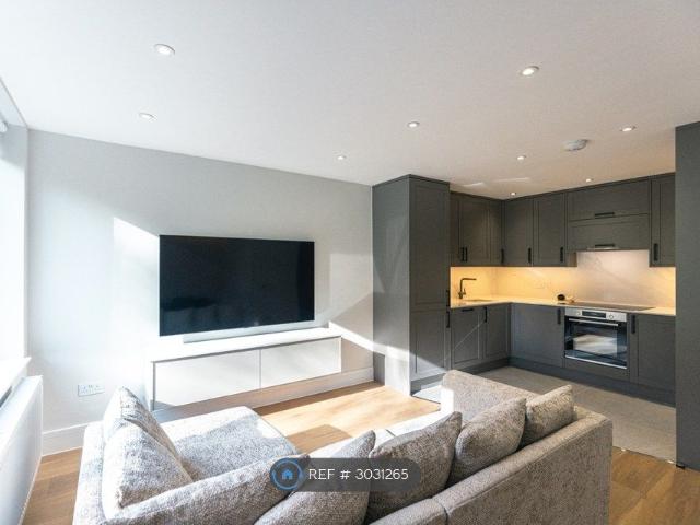 House for rent in London Borough of Lewisham, Greater London