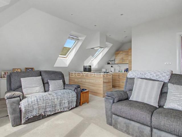 Apartment for rent in Frinton and Walton, Dale Hill