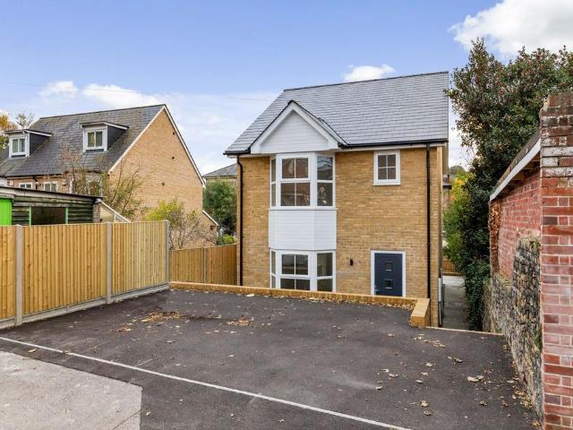 House for rent in Tower Hamlets, Ash