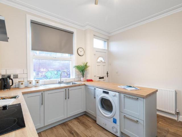 House for rent in Hyde Park, Leeds