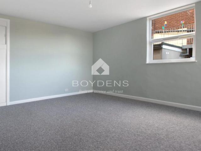 Apartment for rent in Frinton and Walton, Dale Hill