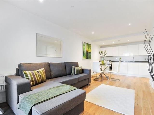 Studio for rent in London Borough of Lewisham, Blackheath