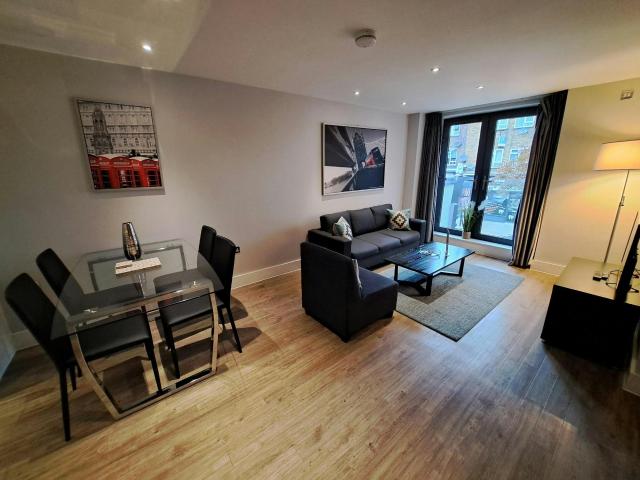 Apartment for rent in London Borough of Ealing, Greater London