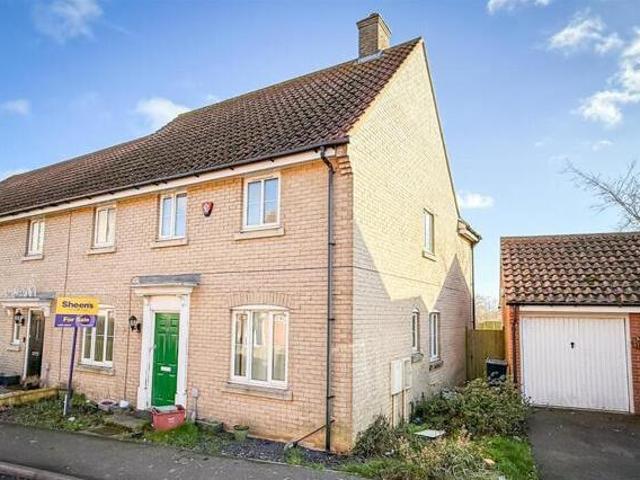 House for sale in Clacton-on-Sea, Tendring