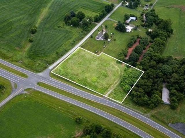 Land for sale in Broadway