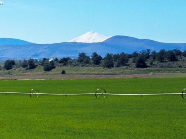 Farm for sale in Oregonia