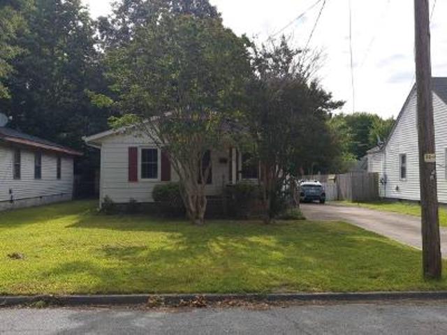 House for sale in Elizabeth City House for sale in Elizabeth City