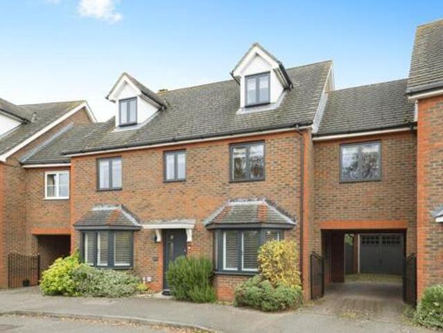 House for sale in Henlow, Bedfordshire