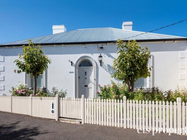 House for sale in Battery Point, Hobart
