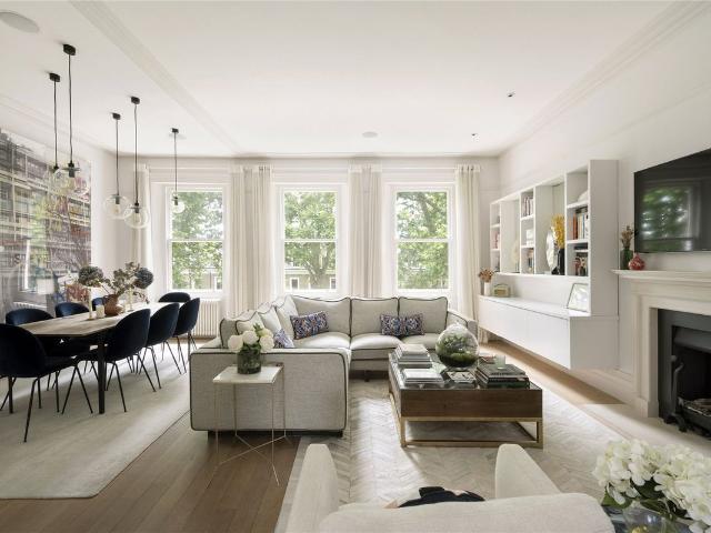 Apartment for rent in South Kensington, Greater London