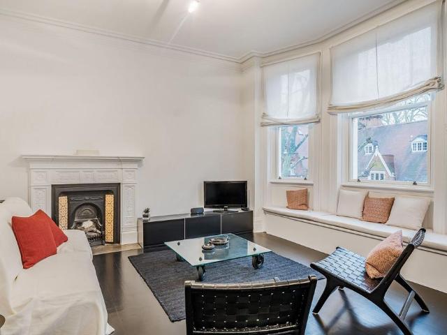 Apartment for rent in South Kensington, Greater London