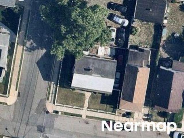 House for sale in William Dunlap Homes, Perth Amboy