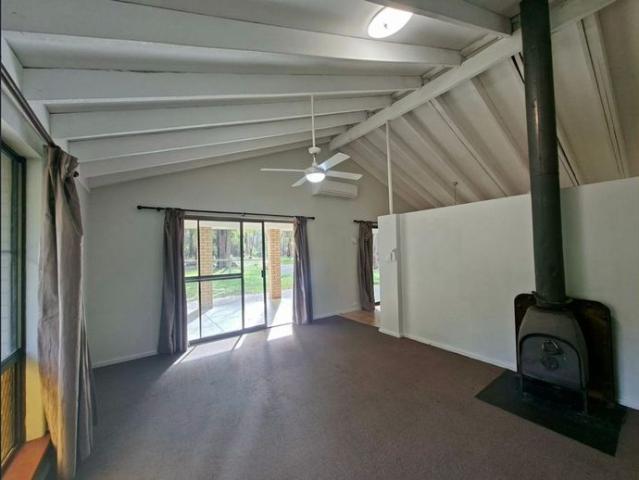 House for rent in Mount Helena, Western Australia