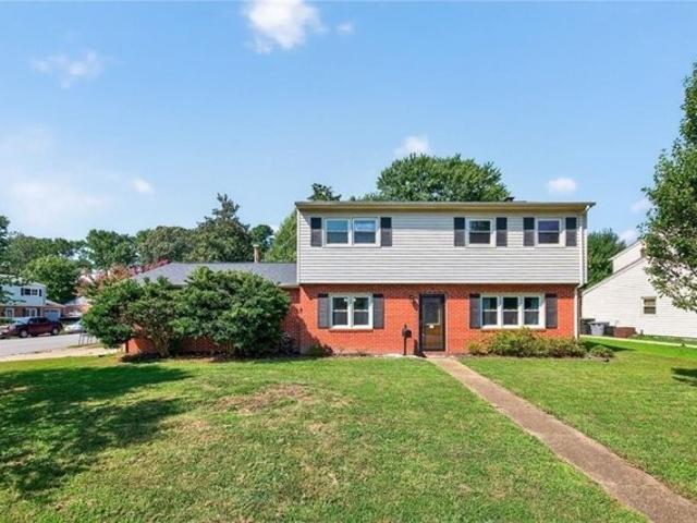 House for sale in Hampton House for sale in Hampton