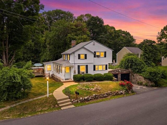 House for sale in New Hampshire