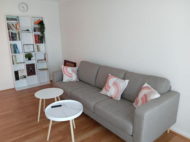 Room for rent in Parliamentary Triangle, South Canberra