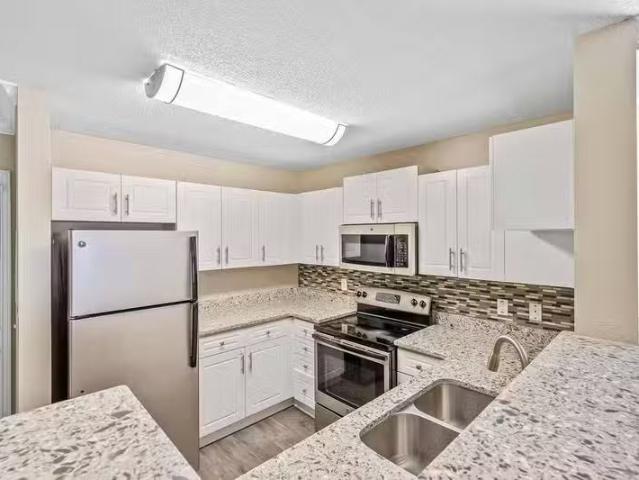 Condo for rent in Snellville Condo for rent in Snellville