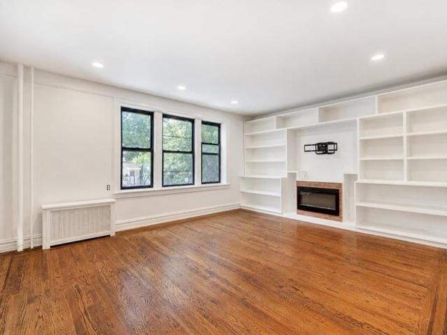 Condo for sale in Hudson, New Jersey