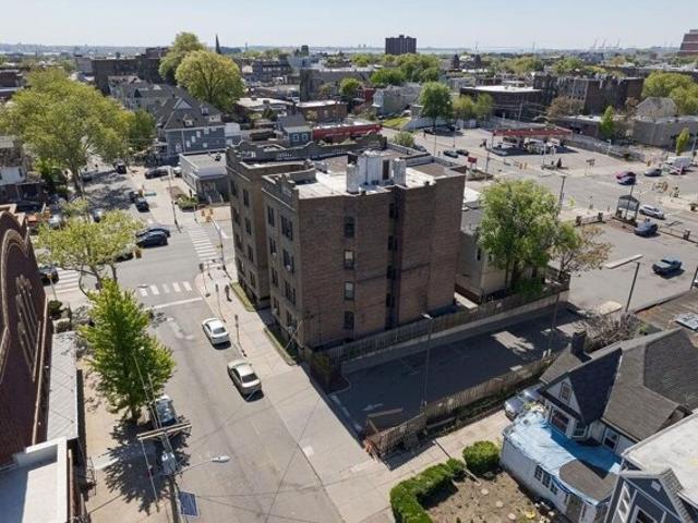 Condo for sale in Hudson, New Jersey