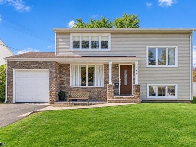 House for sale in Colonia, Woodbridge Township