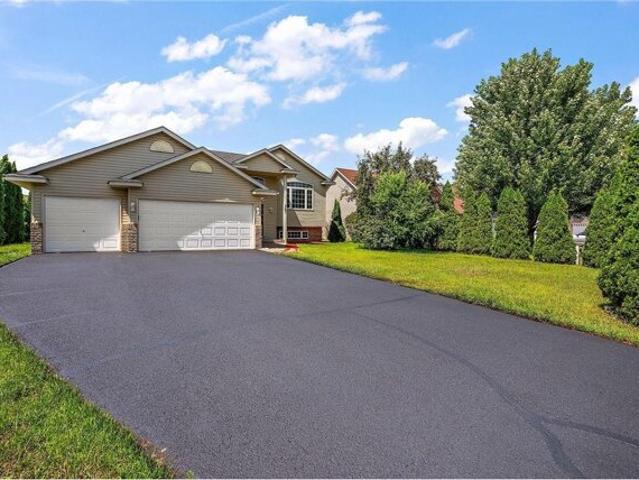 House for sale in Big Lake