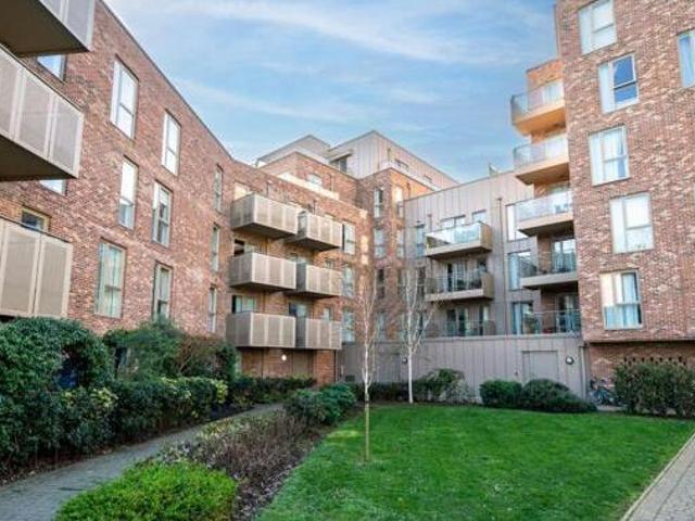 House for sale in Arbury, Cambridgeshire