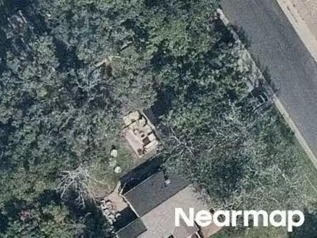 House for sale in Chanhassen