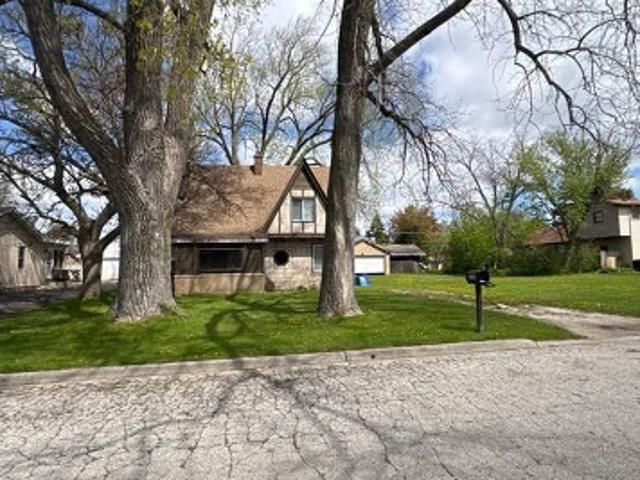 House for sale in Waukegan, Illinois