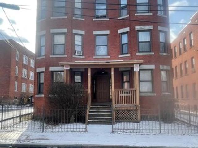 Condo for sale in Hartford