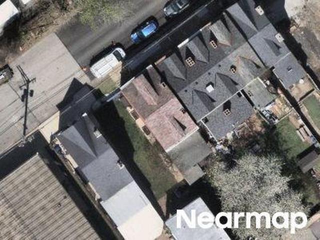 House for sale in Pittsburg, Pennsylvania