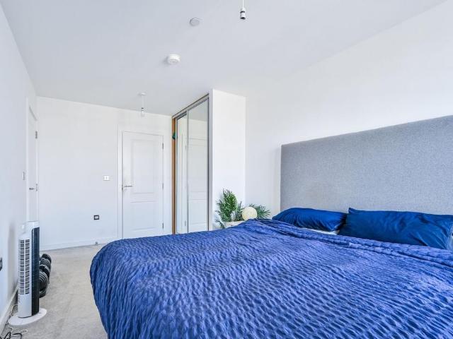 House for rent in East Greenwich, Greater London