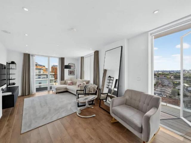 Apartment for rent in East Greenwich, Greater London