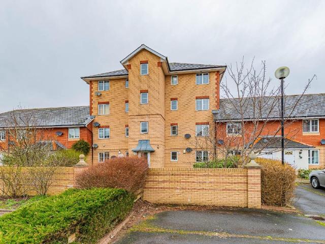 Apartment for rent in Cardiff International Sports Village, Falcon Lodge