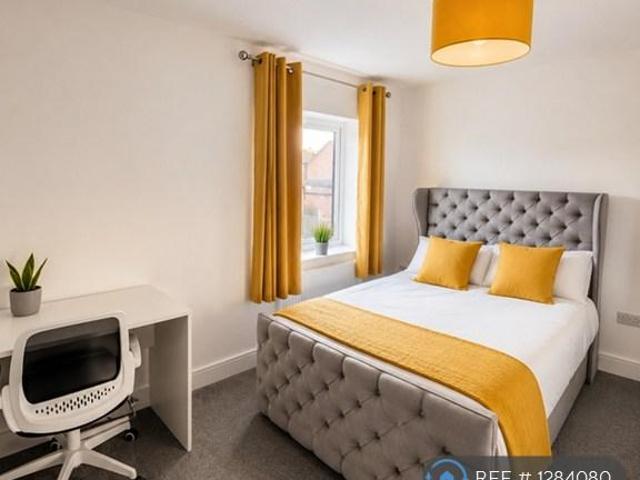 House for rent in Georgia, Greater Manchester