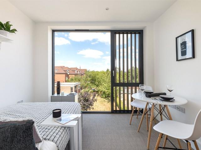 Studio for rent in Wealdstone, Greater London