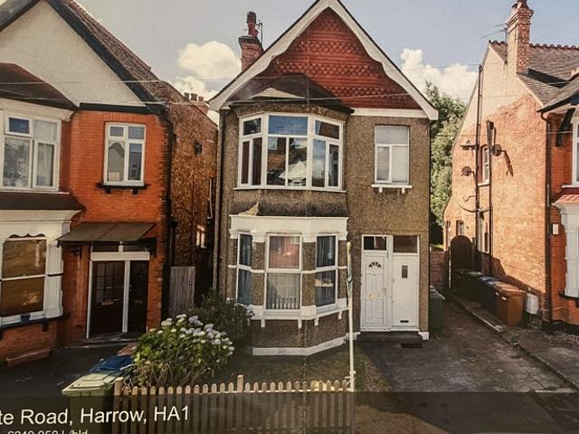 Apartment for rent in Wealdstone, Greater London