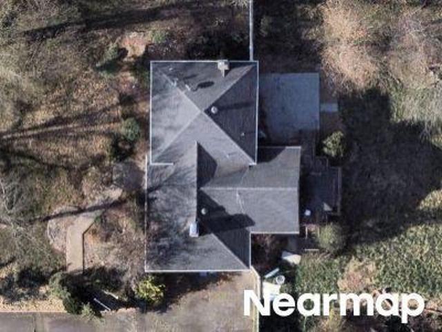 House for sale in Avenel, New Jersey