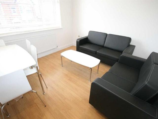 Apartment for rent in Wealdstone, Greater London