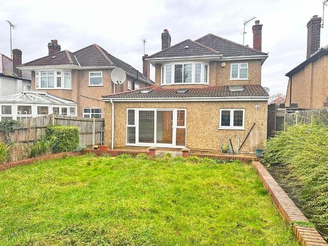 House for rent in Lane, Greater London
