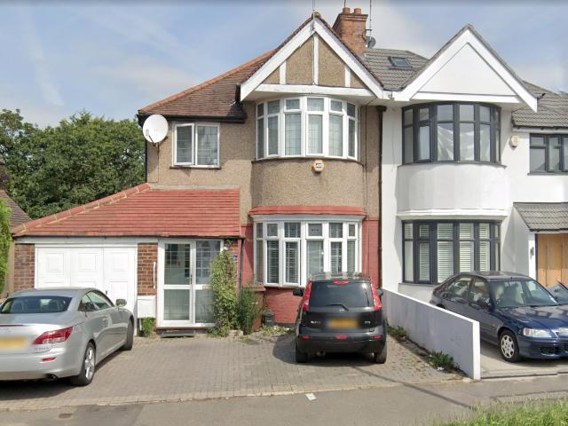 Apartment for rent in Wealdstone, Greater London