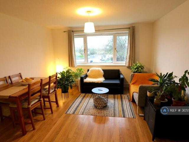 Apartment for rent in Honeybun community, Greater London