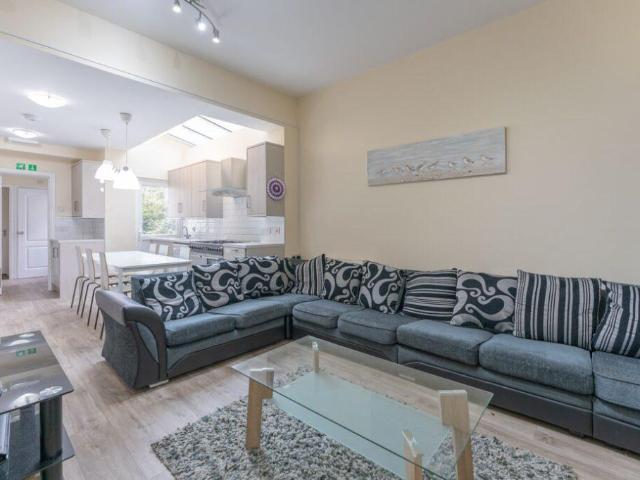 House for rent in Metchley, Birmingham