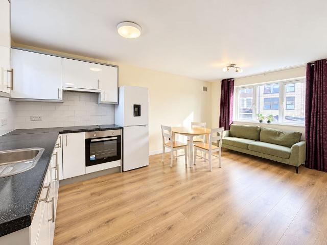 House for rent in London Borough of Brent, Greater London