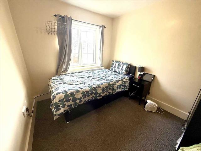 Room for rent in Plashet, Greater London