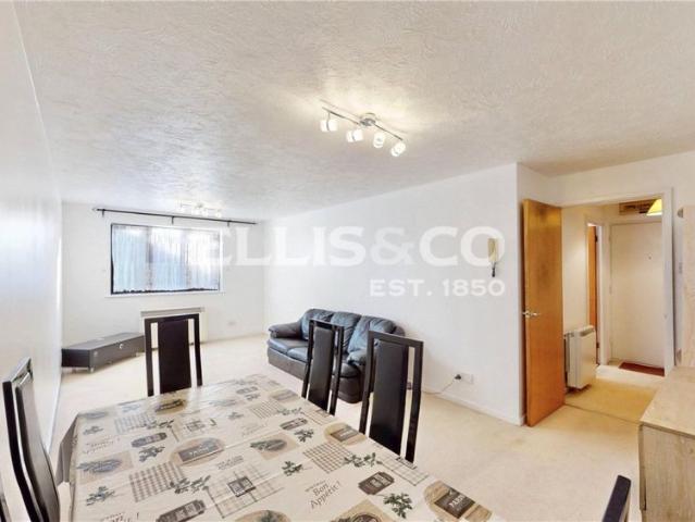 Apartment for rent in Sudbury, Greater London