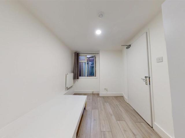 Apartment for rent in London Borough of Brent, Greater London
